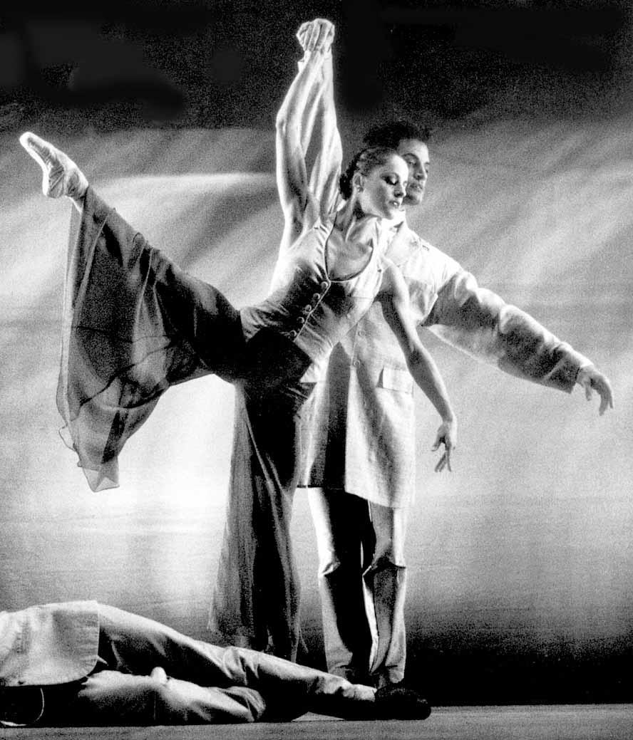 Cylla Von Tiedemann Martine Lamy i Rex Harrington ^etiri godi{nja doba Balet ^etiri godi{nja doba je jedno od najboljih i najpoznatijih koreografskih ostvarenja kanadskog koreografa D`ejmsa Kudelke.