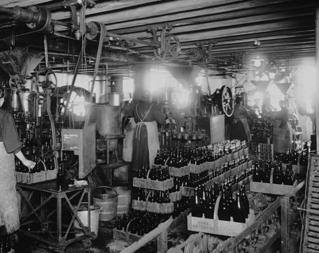 OGSÅ PÅ TANK! Christiania Bryggeri startet sin virksomhet i Maridalsveien i 1855, og ble verdenskjente for sitt prisbelønnte øl.