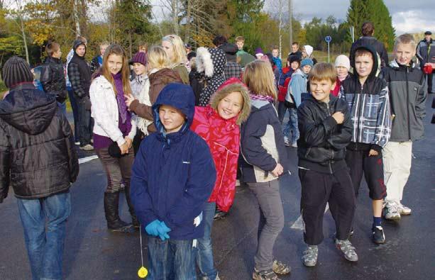 poolt kauaoodatud teeremondi edukalt lõppenuks ning tee turvaliseks liiklemiseks avatuks. Tänavune Pärnumaa suurim ja kalleim teeremont läks maksma 3 miljonit ja 20 000 eurot.