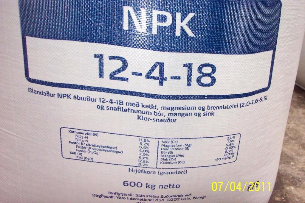 Mynd 16 Rétt merktur áburður NPK 12-4-18, vörulýsing greinileg og á íslensku 2.10. Opti P 0-20-0 Sýni var tekið 15. apríl 2011 í Þorlákshöfn úr 3 sekkjum.