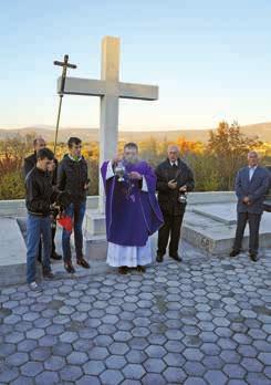 Brojni Studenčani su se prigodom blagdana Svih svetih i Dušnog dana sjetili svojih najmilijih. Z.