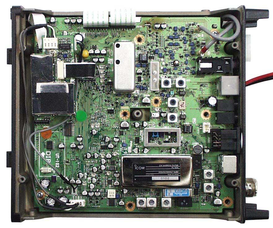 MAIN UNIT 2nd mixer (D901: HSB88WS) YGR amplifier (IC101: µpc2709t) 1st IF filter (FI851: FL-348) 1st IF amplifier (Q811: 2SK508) 1st mixer (D701: HSB88WS) VCO circuit PLL IC * (IC9101: MC145170D2R2)