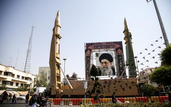 Sentrale, sensitive virksomheter knyttet til atomprogrammet får fortsette, om enn i redusert omfang. Iran både overholder avtalen og ønsker å videreføre den.