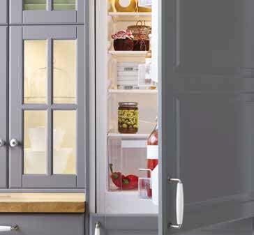 63 INTEGRERT Våre integrerte kjøleskap kan skjules bak