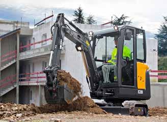 Kraft til å yte Økte løftekapasiteter og glimrende gravekrefter gi deg muligheten til effektivt håndtere en rekke krevende arbeidsoppgaver.