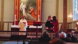 Julaften En mektig og flott julemesse, nesten full kirke. Kan ikke husket at kirken har vært så full på lenge.