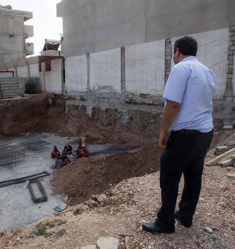 Har innført egen folkedomstol Den nye selvstyremyndigheten i Rojava nordøst i Syria har forkastet Syrias lover, laget egen grunnlov, og etablert folkedomstol i spesielle saker.