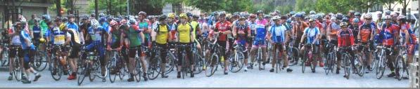 VELKOMEN! Sogn Cykleklubb ønskjer deg velkomen til det 28. Jotunheimen Rundt. Dette turrittet vart første gong avvikla i 1991, og har hatt same trase i alle desse åra.