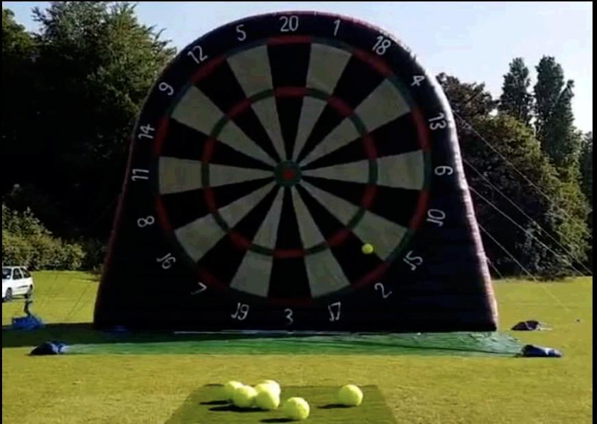 Fotballdart På Matrand kan du teste treffsikkerheten.