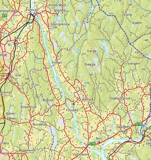 utgjør et vandringshinder for fisk. Øvre del oppstrøms Kvennafossen som ligger over marin grense (ca. 200 moh), domineres av bokk, stein, grus og sand i fin blanding.