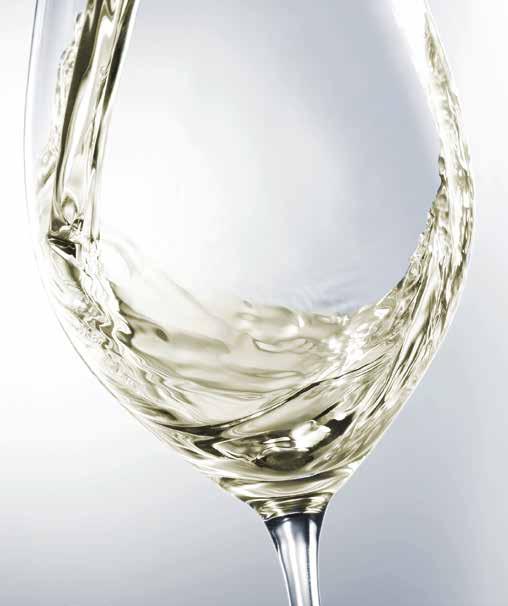 Glassene har stor klokke for å gi vinen plass til å utvikle seg. Glassene har også en kortere stett som gjør at de ligger godt i hånden.