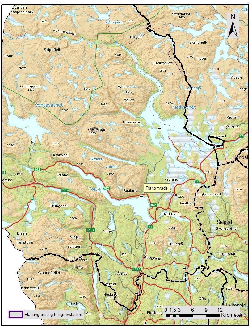 Området Planområdet ligger i Vinje kommune i Vest-Telemark. Planområdet ligger øst for riksvei 37. Mot nord ligger Rauland Skisenter.
