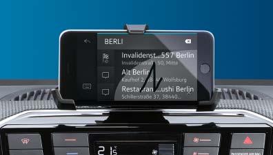 Volkswagen tilbyr også en smarttelefonapp som kombinert med Car-Net-portalen gjør det mulig å fjernstyre en rekke av bilens funksjoner.