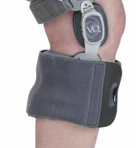 Med ortosen i nøytralposisjon og kneet bøyd i 90º kan justering startes. Vri 1/8 verv medsols for å øke lateral avlastning. Omvendt for medial avlastning.