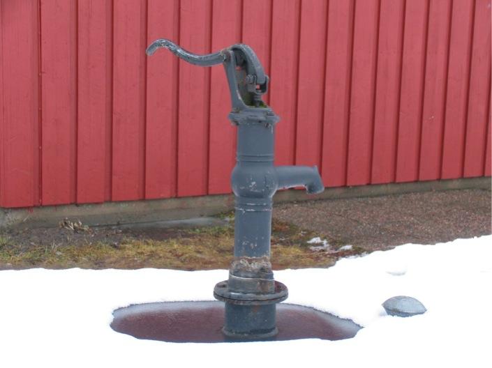 Valg og sikring av vannforsyningssystemet Grunnvannsbrønn i løsmasser Inntak på dypt vann, innsjø Borebrønn i fjell