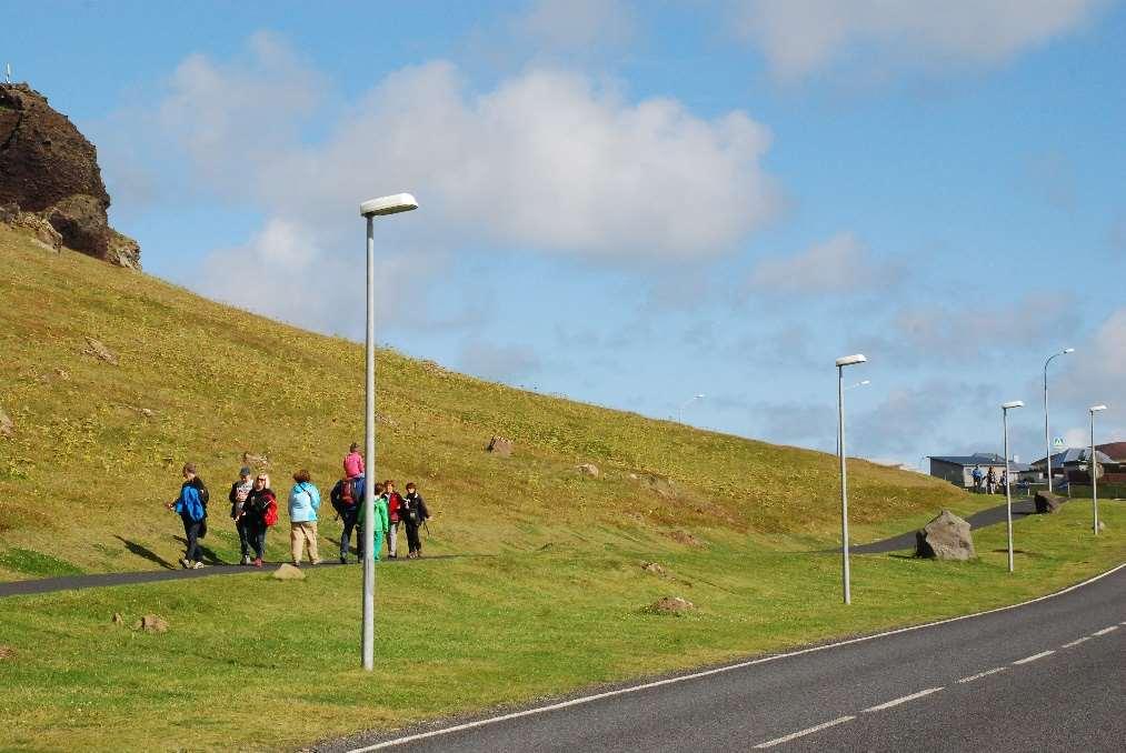 3 ÁHRIF DEILISKIPULAGSTILLÖGU Á UMHVERFIÐ Líklegt er að tillaga um deiliskipulag athafnasvæðisins hafi góð áhrif á umhverfi sitt, svipmót byggðar og einstakar byggingar.