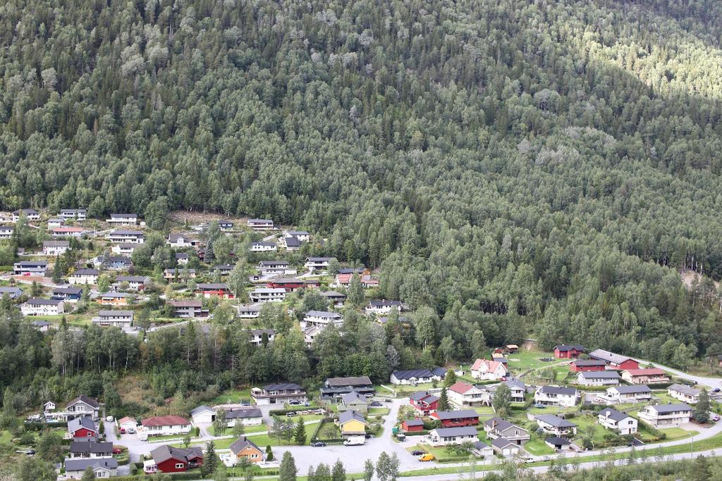 Dokumentnr.: 20130759-03-TN Side: 10 5 Sammendrag Etter NGIs befaring i Rjukan har vi kommet frem til at Bakhus barnehage kan forbli på sin nåværende plassering, så lenge sikringstiltak gjennomføres.