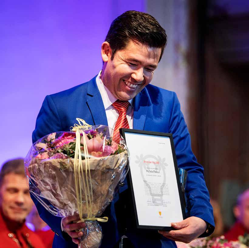 ÅRETS LÆRLING Boreal Buss-medarbeider Mojtaba Rasouli fikk prisen Årets lærling 2017 under utdelingen av fag-, kompetanse- og svennebrev i Sør-Trøndelag.
