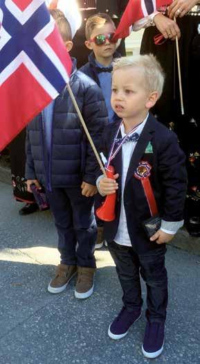 LILLE 17. MAI PÅ SYKEHUSET 16. MAI 2018 09.45 Flaggheising ved Trollhaugen Barnehage.