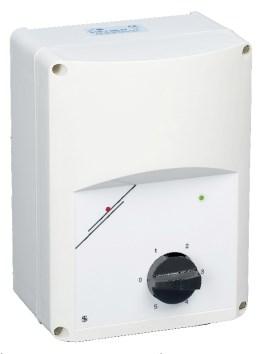 Luftvarmere med vannbatteri Pulverlakkert kabinett i galvanisert stål, RAL7040 Effekt oppgitt ved vann 80/ 60 C og 15 C lufttemperatur Justerbare lameller Inkludert vegg-/ takbrakett Varenr.