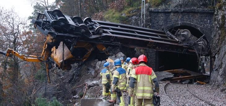 Sikkerhet har førsteprioritet Sikkerhet er grunnlaget for all vår aktivitet og vil bli enda sterkere vektet ved fremtidige anbud: Vi legger til grunn den høyeste standard for sikkerhet Vår virksomhet