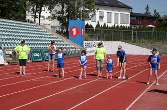 Vi trener i stadionhallen på Grefsen stadion mandager og svømmer på onsdager. IPU har et eget treningstilbud for skolebarn med funksjonshemming lørdag formiddager på Stadionhallen.