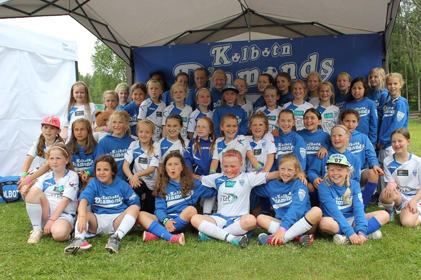 JENTER 2007 Som klubbens største jentegruppe, reiste Kolbotn Diamonds på sin første tur til Arvika i juni 2017.