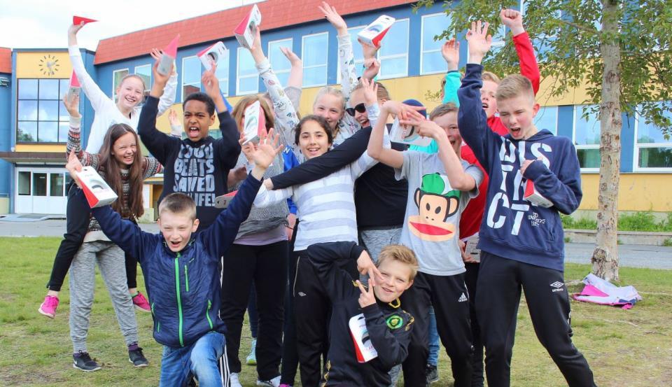 BALLANGEN BARNE OG UNGDOMSKOLE Ballangen Skole er fra denne høsten blitt en mobilfri skole.