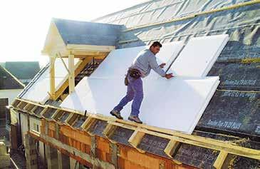 Austrotherm EPS Termicka izolacija kosih krovova Otprilike 20% - 25% svih energetskih gubitaka u termički neizolovanom građevinskom objektu otpada na gubitke energije kroz krovnu konstrukciju.