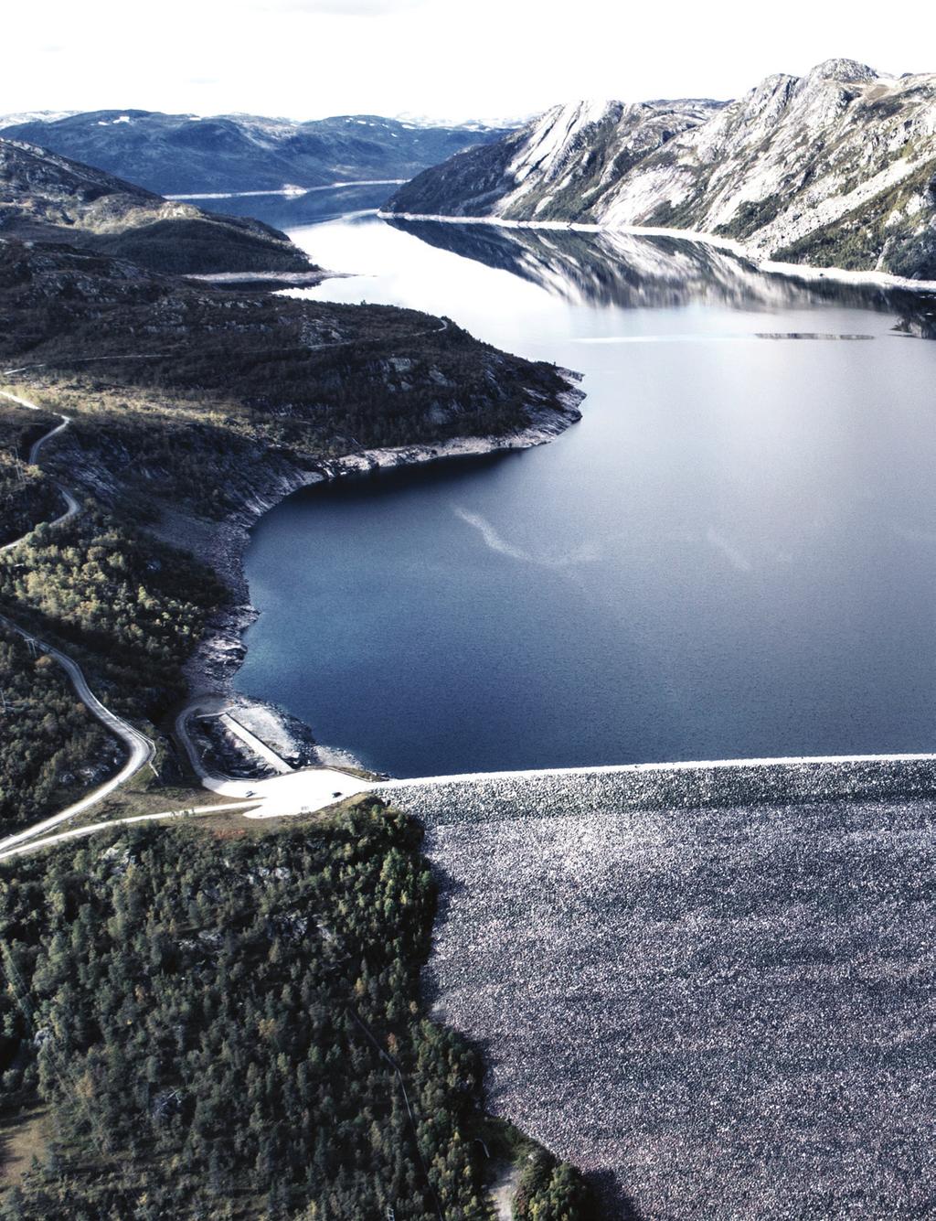 Anbefalinger i den nye strategien Energisystemene står overfor gjennomgripende endringer i årene som kommer. Vi er vitne til en rask utvikling innen en rekke klimavennlige energiteknologier.