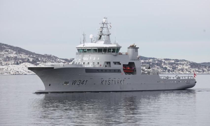 Figur 1: Kystvaktskipet "Bergen" som har LNG som drivstoff til hovedmotor (foto fra www.forsvaret.no).
