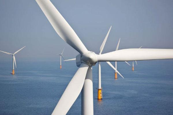 I november kommer kabelfartøyet «Nexus» og laster 100 kilometer med vindmøllekabel til vindparkprosjektet Merkur i Nordsjøen (Borkum - Tyskland).
