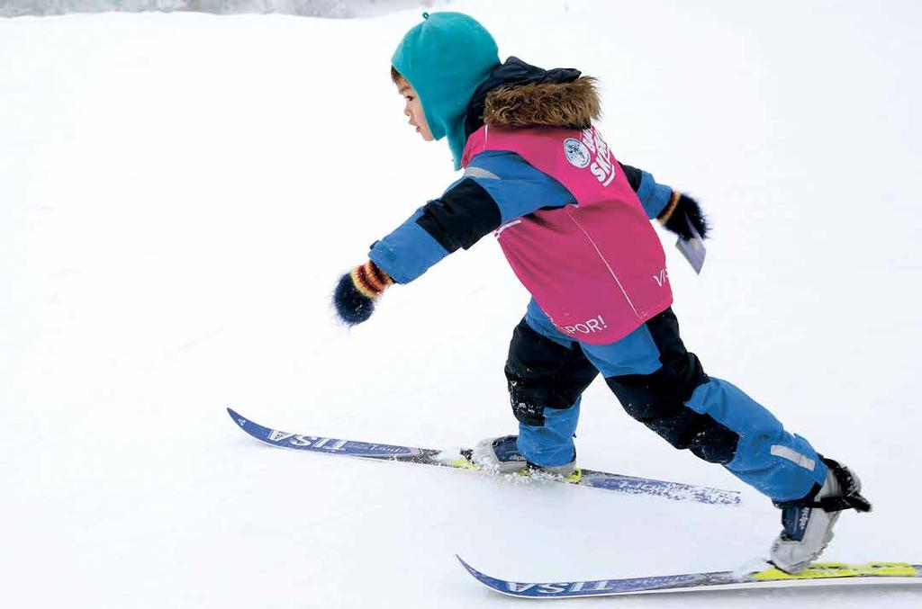 VELKOMMEN TIL! Skiforeningen har siden 1948 lagt til rette for at barn skal oppleve skiglede. Også kommende vinter tilbyr Barnas skiskole skileik på 11 ulike steder i Oslo-området.