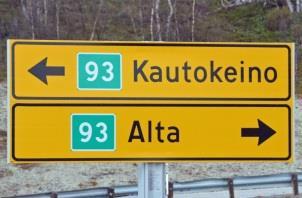 Analysen viser dog at samiske stedsnavn ennå ikke brukes systematisk på trafikkskilt.