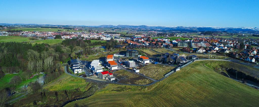 6 KLEPPEVARDEN BK 18 KLEPPEVARDEN BK 18 7 Grillplass Aktivitetspark Fremtidig barneskole Kleppeloen/ Lysløype Klatreløype for barn Jærhagen FLOTTESTE OMRÅDET Kleppevarden er i ferd med å utvikle seg