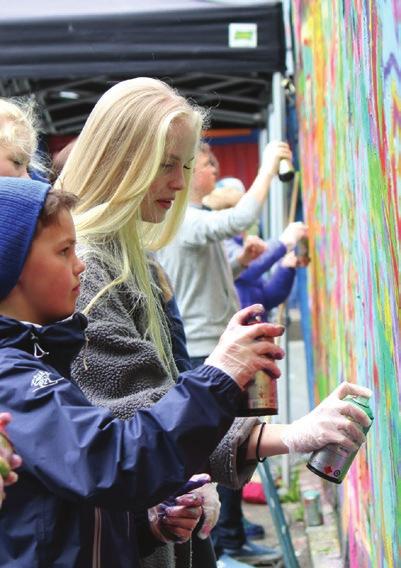19 GRAFFITIKURS Laksevåg 2. - 6. juli Kurs med graffitikunstneren Barnslig. Vi maler på den nye graffitiveggen utenfor Gnisten!