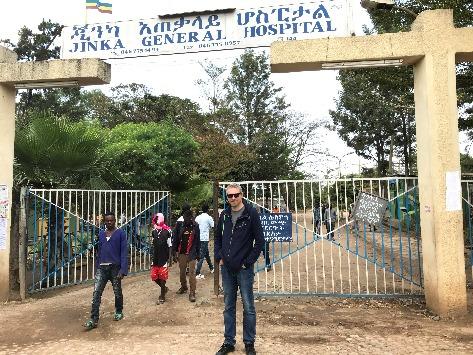 Dette er et av de minst utviklede områdene i Etiopia og har vært et Eldorado for antropologer og turister som ønsker å oppleve stammefolkene.