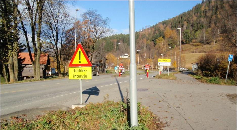 Trafikkundersøkelse Lillehammer utdeling av spørreskjema Undersøkelsesdag 25 oktober