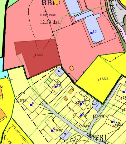 Marte Marjas veg (gbnr. 17/85): Eiendommen er ca. 1,3 da., og regulert til barnehage.