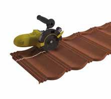 A Når uhellet er ute Vi anbefaler reparasjonssett til taksteinsplatene på alle steder man har kappet platene eller dersom man har fått sår eller skader i overflaten.