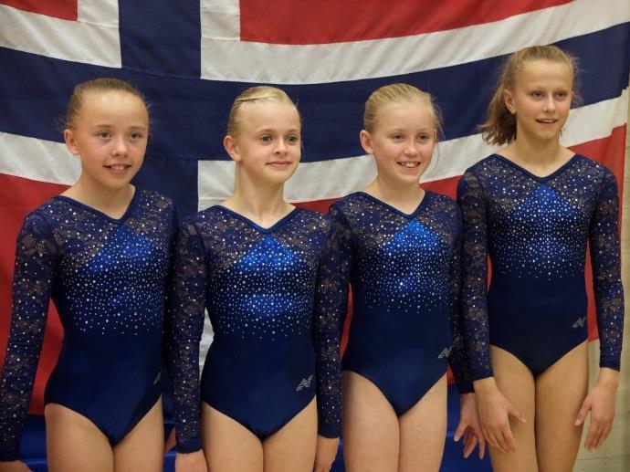 37 med 37,7p, og i lagkonkurransen ble jentene nr. 6 av hele 22 lag! Fra venstre: Ingeborg Pram Nielsen, Sirild Ine Vikan, Annika Hegreberg, Benedicte Olsen. 24 cup, Bergen, 28.-29.