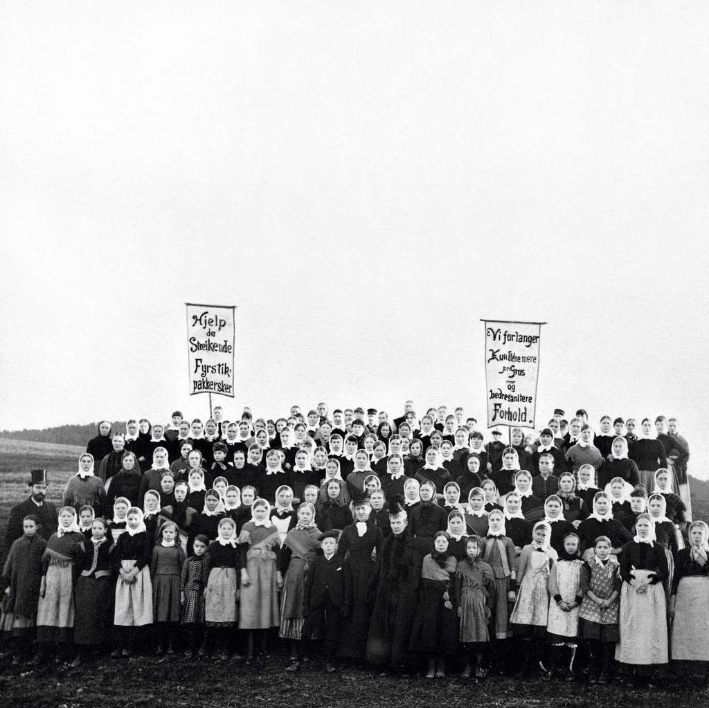 Fyrstikkarbeiderstreiken i 1889 372 kvinnelige arbeidere ved Bryn og Grønvolds fyrstikkfabrikker streiket på grunn av dårlig lønn og helsefarlige arbeidsforhold.