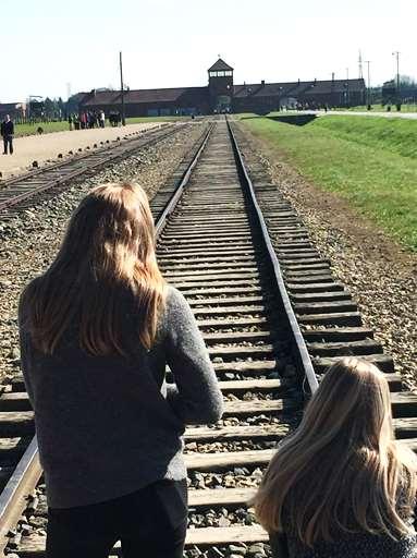 REISERUTE DAG 7: Auschwitz og Birkenau Vi kjører til konsentrasjonsleirene Auschwitz og Birkenau.