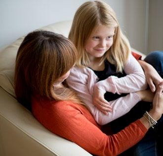 4 Følelser Gi ros og anerkjennelse Alle barn, også spedbarn, trenger å bli anerkjent for den de er, og å få ros for det de gjør. Gi derfor barnet ditt ros når det er naturlig gjerne også for småting.