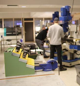 Yrkesfaglig Teknikk og industriell produksjon Bør ha praktisk