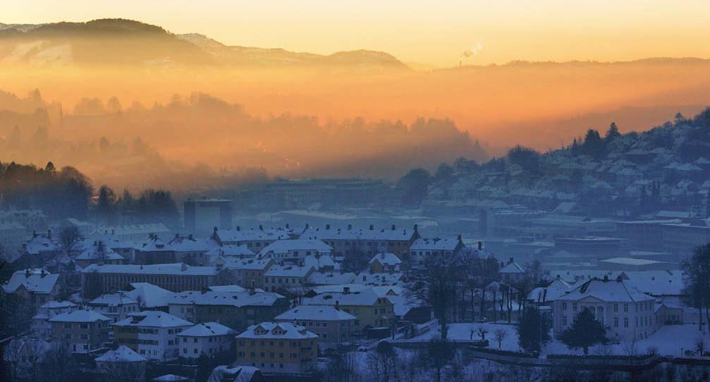 Fra midten av januar til midten av februar 2010 var det ekstremt dårlig luft i Bergen by, hvilket medførte en lang rekke restriksjoner på biltrafikken.