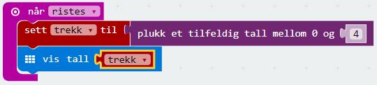 For å få micro:biten til å lage eit nytt tilfeldig tal kvar gong me speler, så kan du bruke klossen plukk et tilfeldig tall mellom 0 og 4 i Matematikk - kategorien.