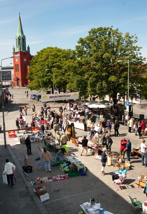 Bruktmarked på Nytorget Invitasjon På vei fra sentrumshalvøya til Storhaug går du over Nytorget. Et folkekjært torg med en rik historie.