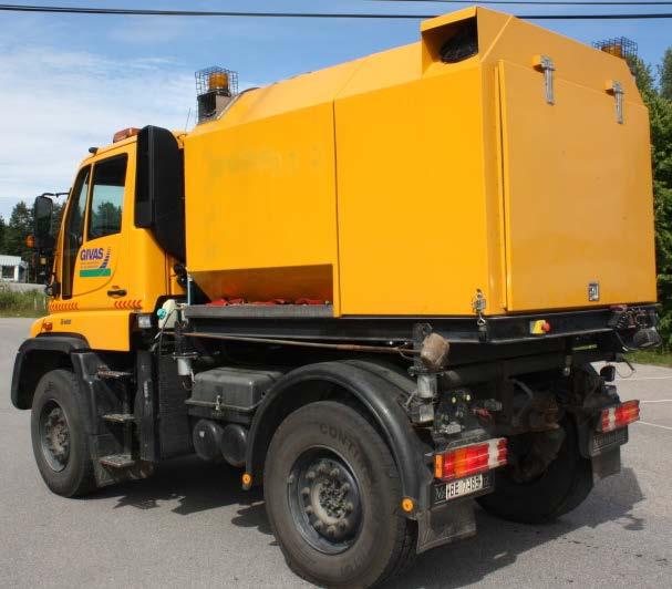 LASTEBIL/TRAKTOR UNIMOG Typebet.: MERCEDES-BENZ UNIMOG Årsmodell: 2004 Registrerings nr.: BE 7485 Prosjektnr.