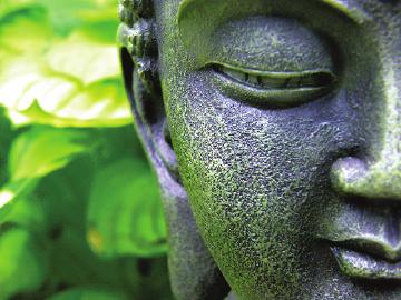 5. Zen ditt hjem Zen kan oversettes med meditasjon. Ordet Zen bringer kanskje opp et bilde av munker i dyp meditasjon.